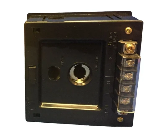 YOKOGAWA LC82 * A Industrial Controller